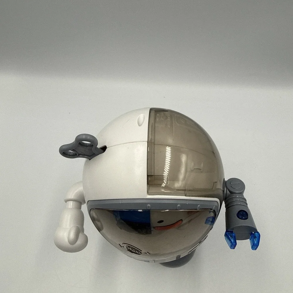 T-1 Interstellar Cat Robot Plays Music And Dances Obstacle Avoidance